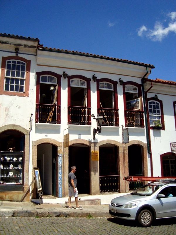 Ouro Preto -  Centro - Prédio comercial